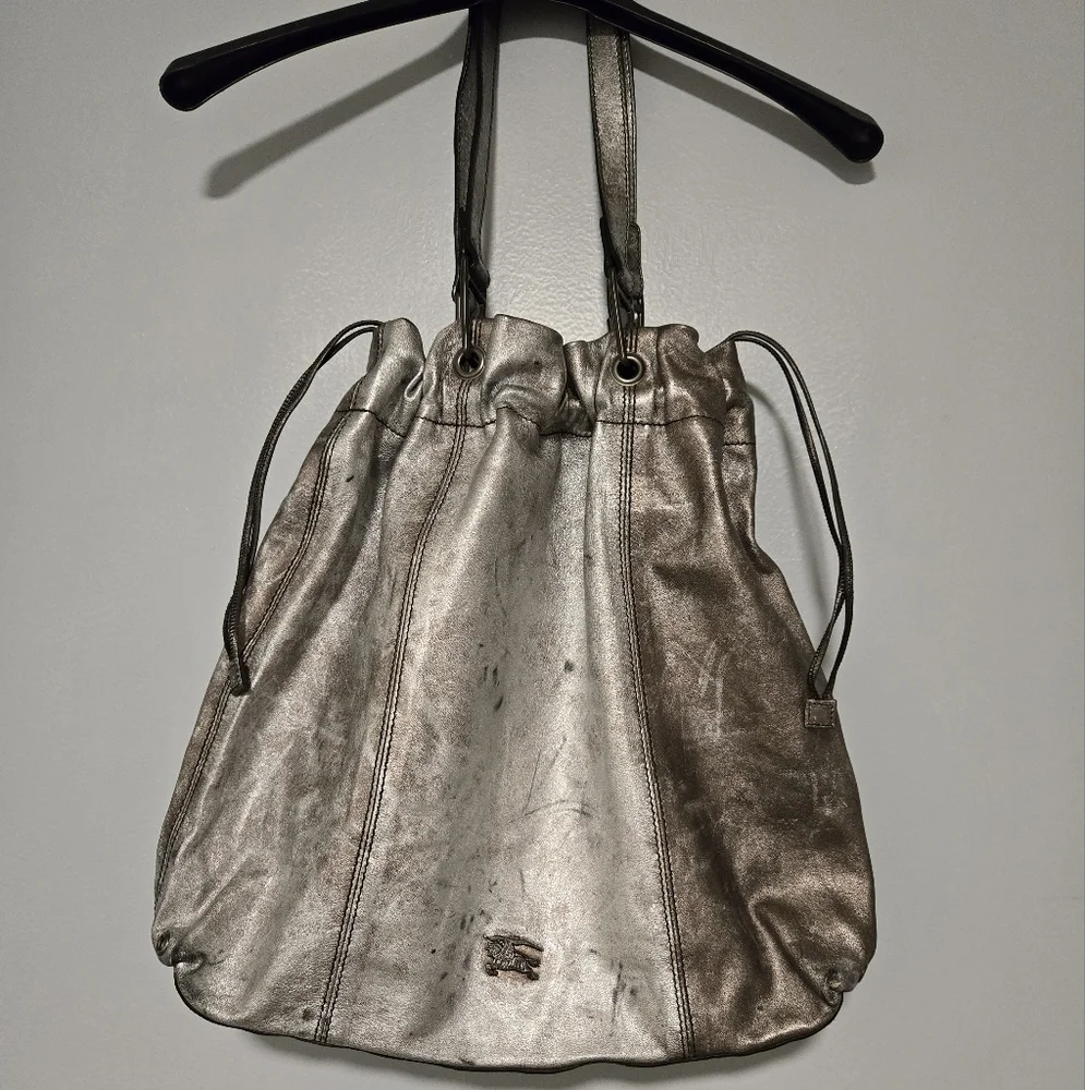 Burberry bag - Picture 2 of 11